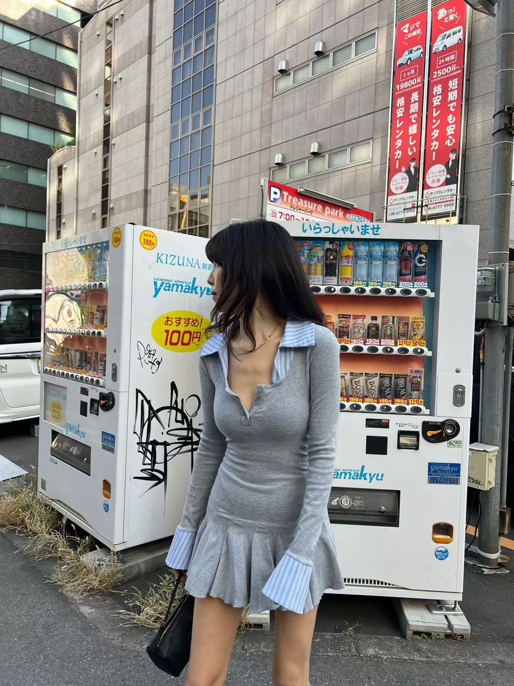 2977ACB4-6D1C-4194-87E2-5BBEA2CA650B