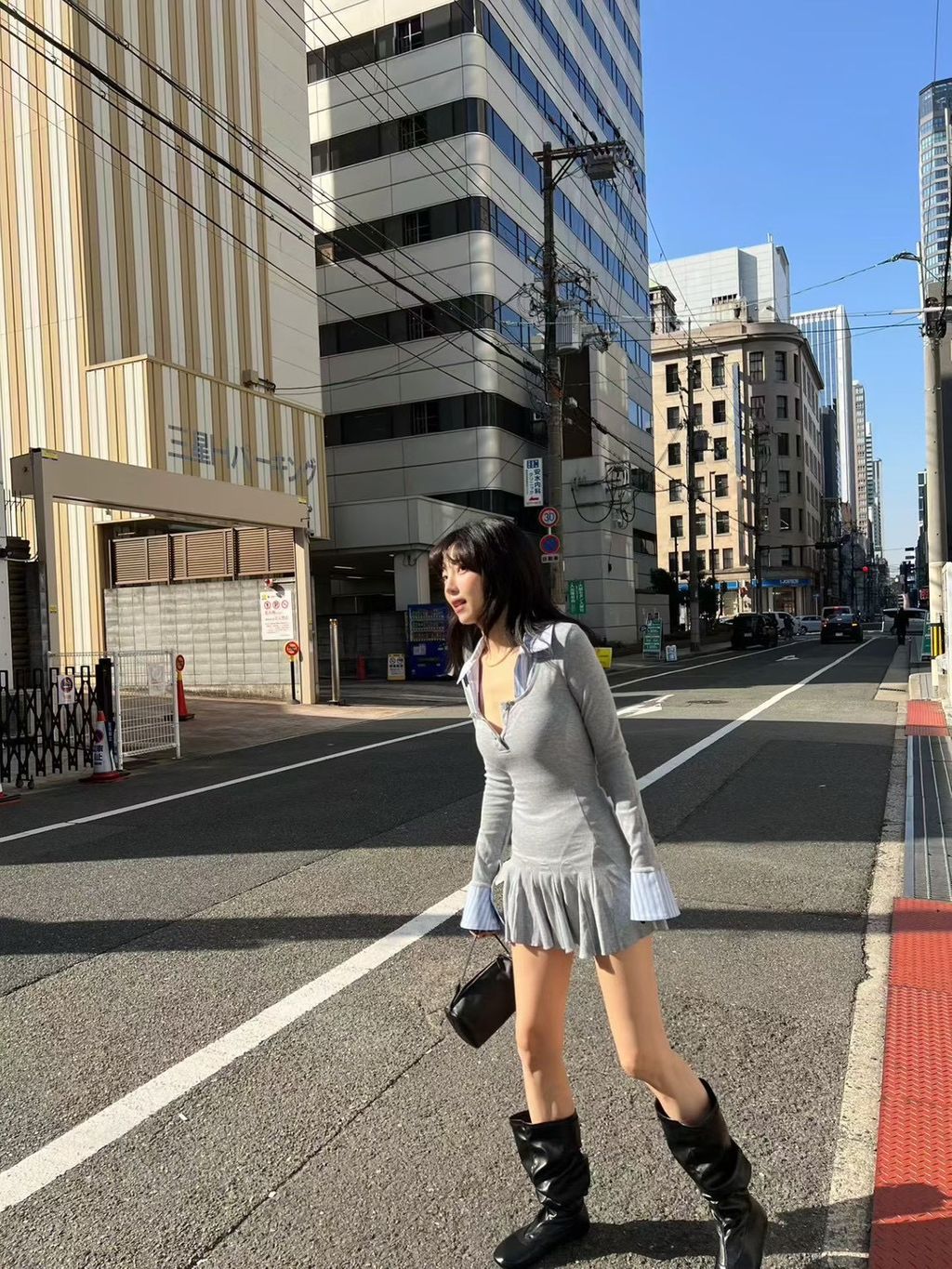 AF233287-82B3-4CCF-A1EB-2EF44BCBF697