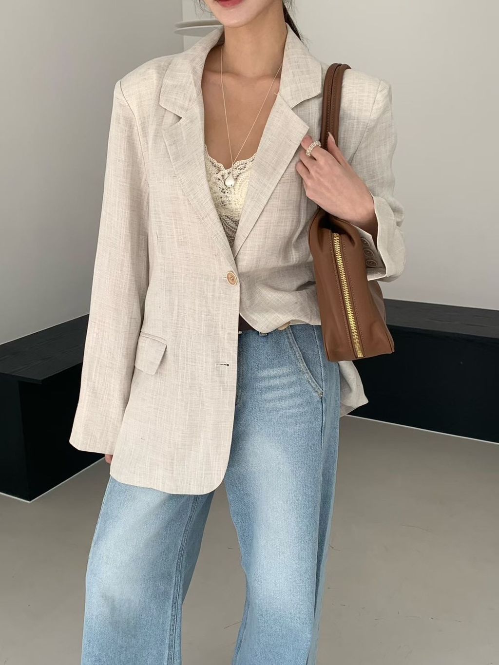 02ABE6BC-C349-4396-9D4C-E69CD2EBC095