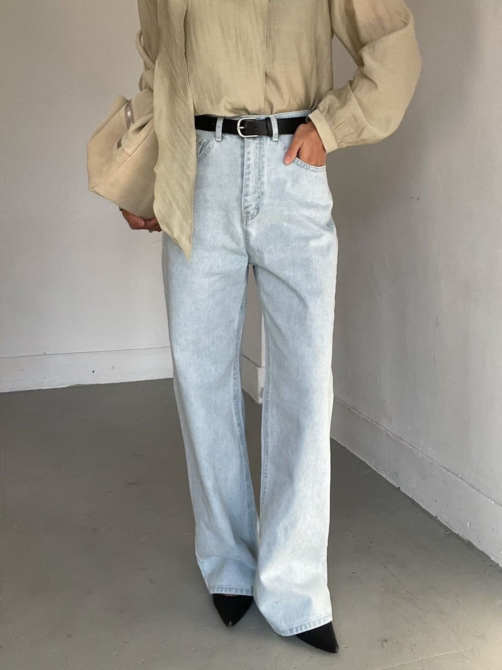 9C8460C1-3BFF-484C-8BA2-56D5092A0367