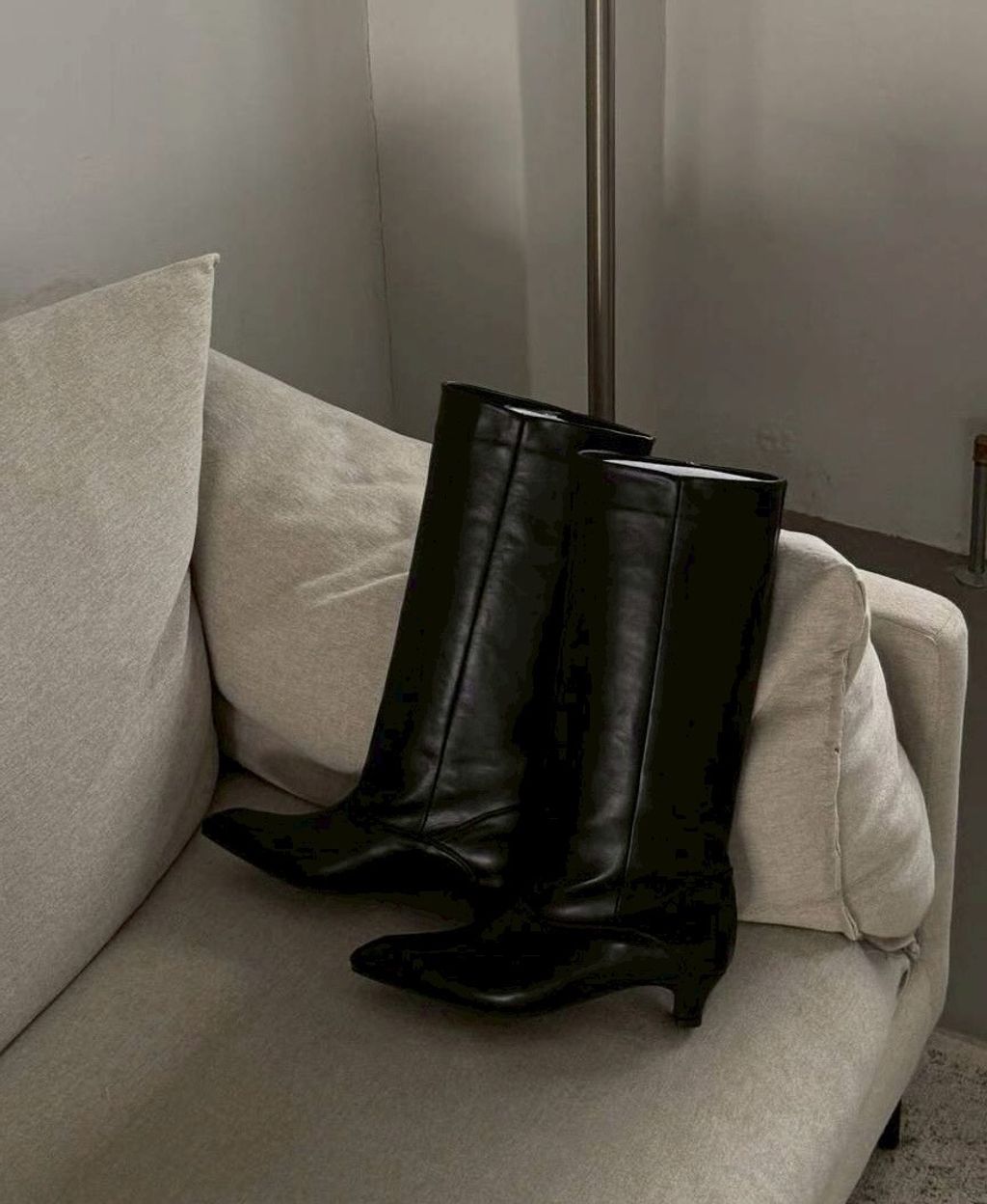 D8A598EC-6A21-4B30-922D-50B9C9AD32DC