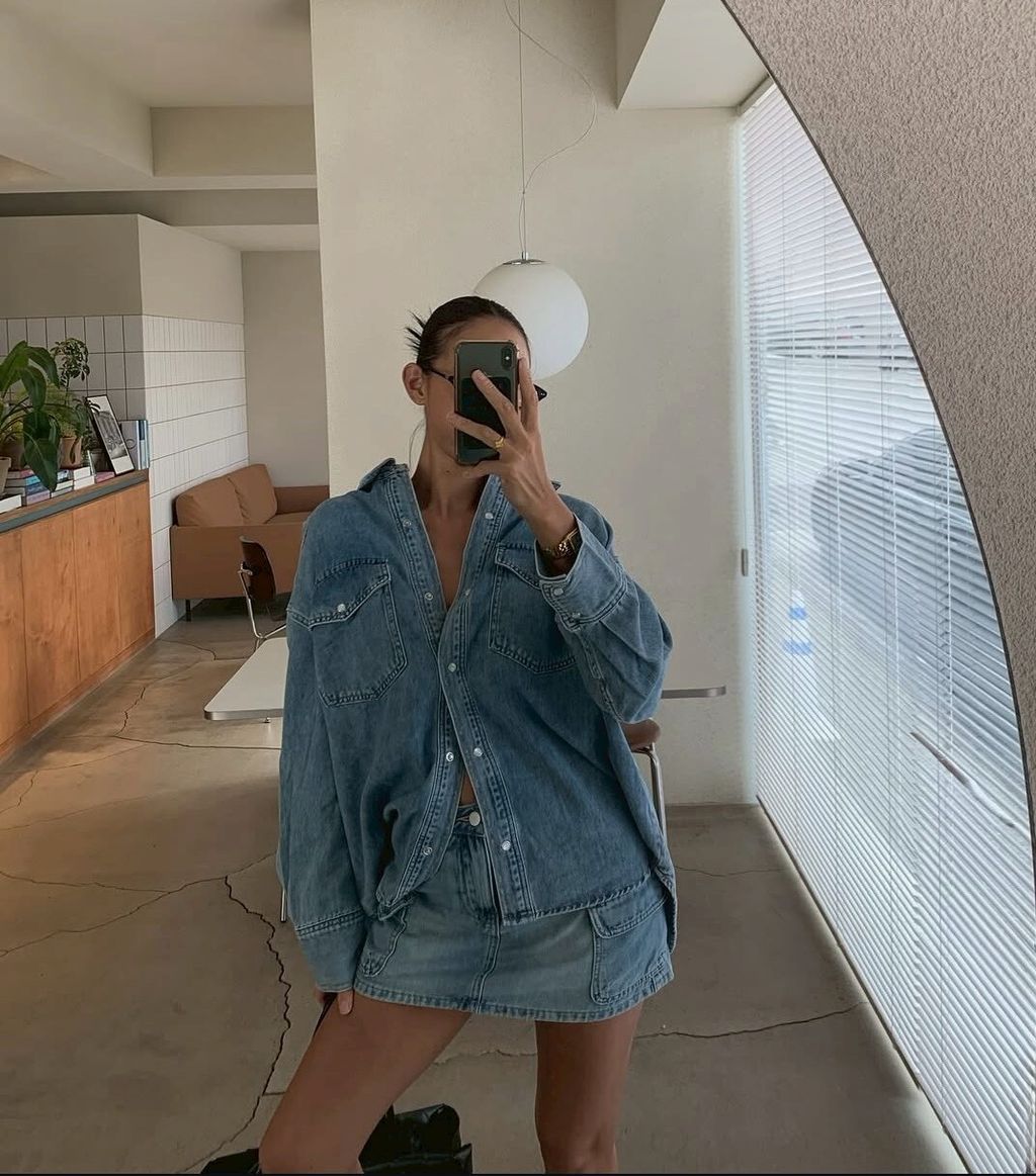 2411DC7B-C67F-4F58-AECE-4198D7F78BEC