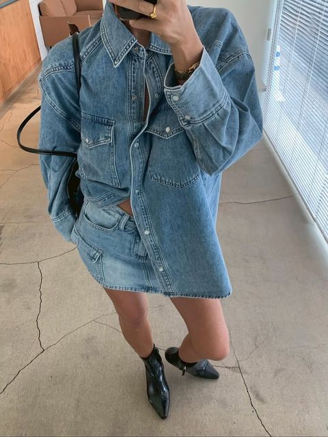 986FE2C0-7C08-4F5A-99E2-05D5E2A416C0