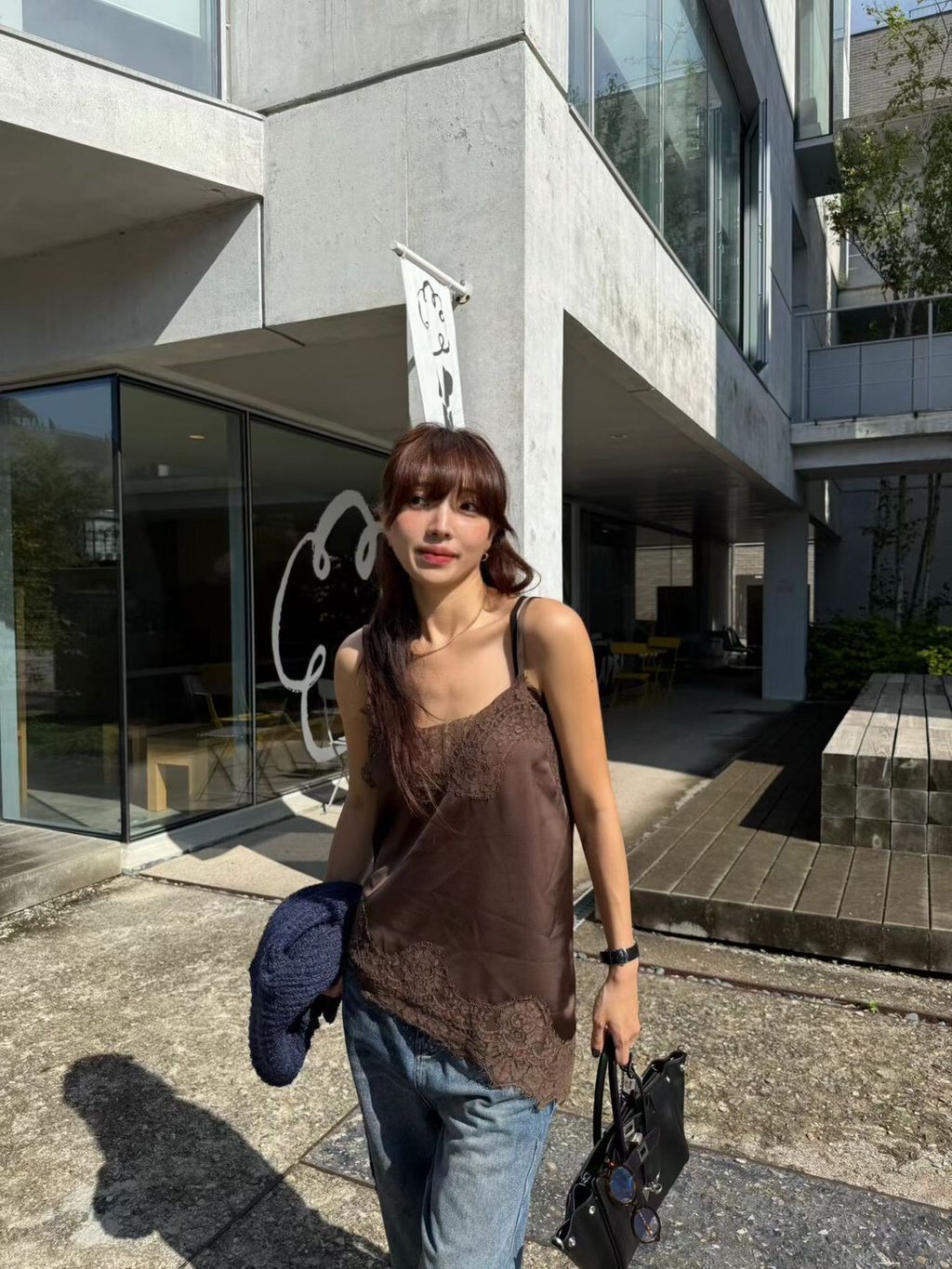 6688BAE4-0BF6-4CE5-8DAB-4148FC6105EE