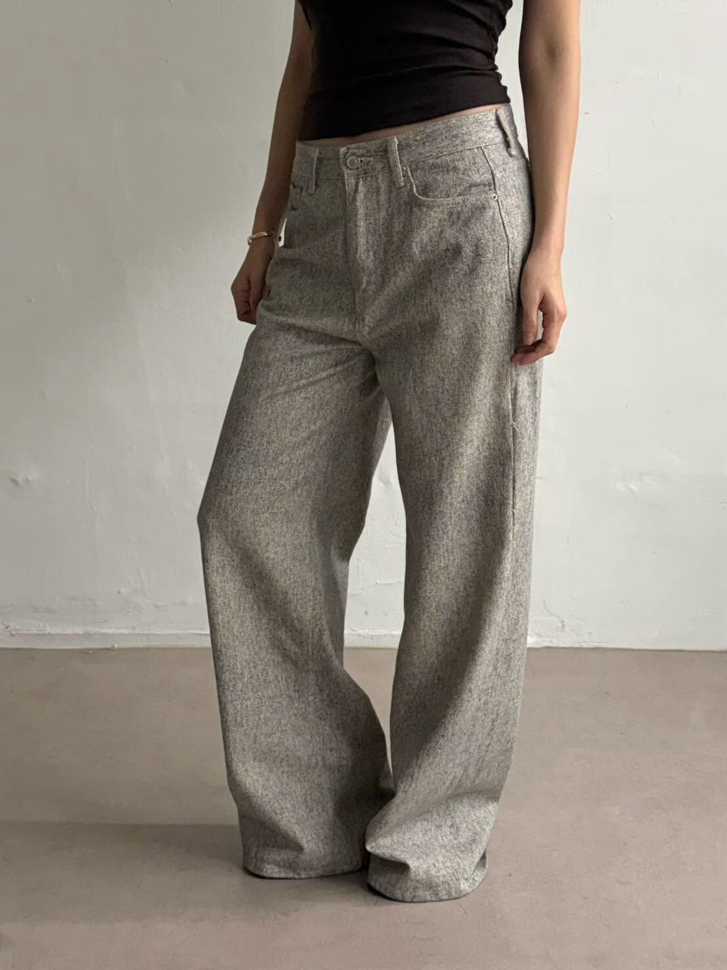 BA4AA008-CD35-45C6-A6F2-A09D39B4771C