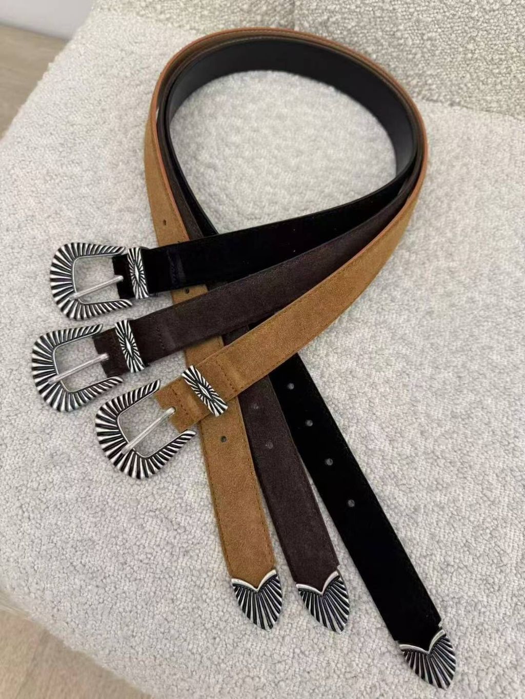 96AB50CF-AB39-4D35-9EDF-747130D5F7FC