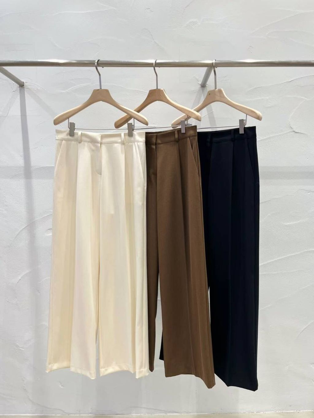 C632FF06-C037-4579-8958-1B155E351D0A