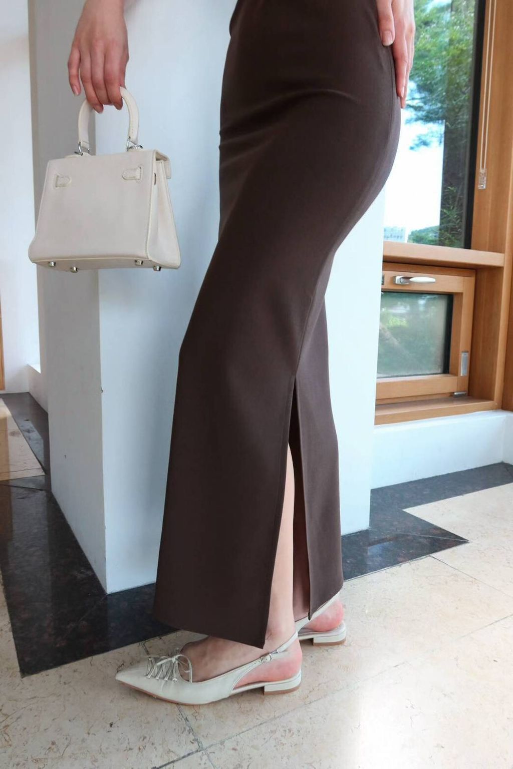 D4ECB110-EAAD-40E4-95D6-439098857403