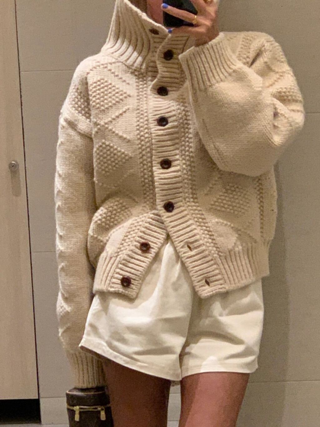 153AEB09-04C7-4F4F-B1B0-529ABA38EDC0