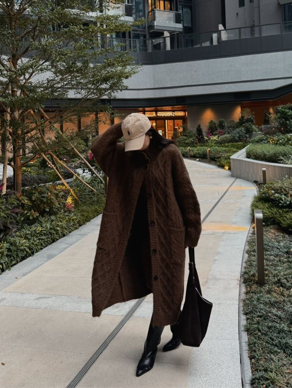 7074BB6C-60B2-460D-A87C-E48C037E0696