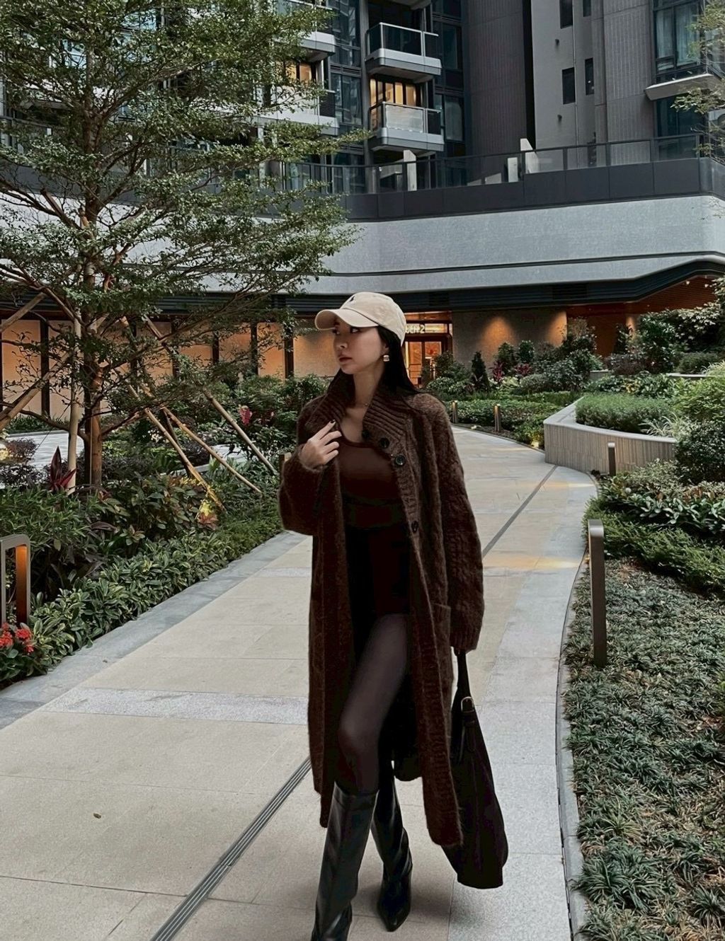 BC93822C-4D54-4FE1-B98F-10A394B4EFA5