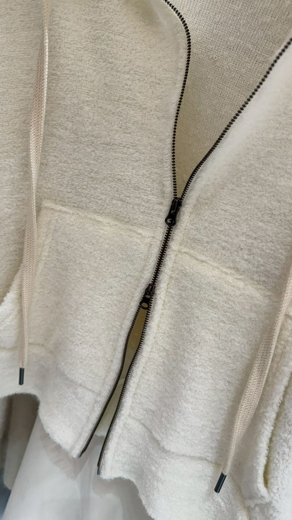 C61DA446-0943-465B-8B4F-B3EBDFB5BC87