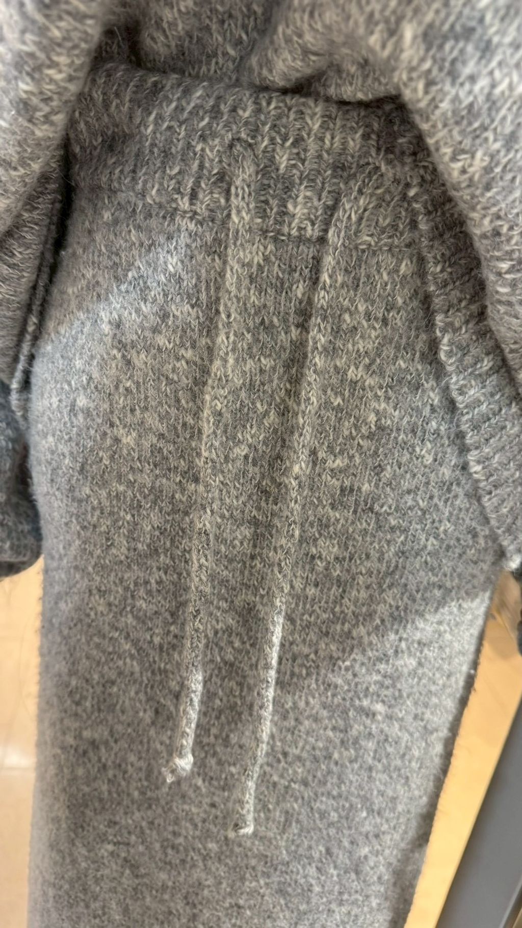 568652E4-9999-4FC0-8407-63416C7E29C5