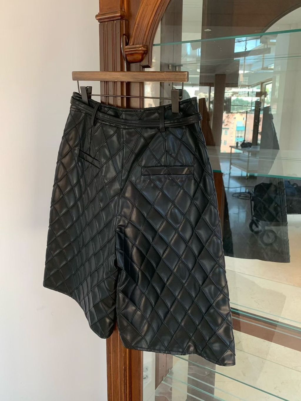 2C335719-BA06-4FD2-A623-8BCE67F55805