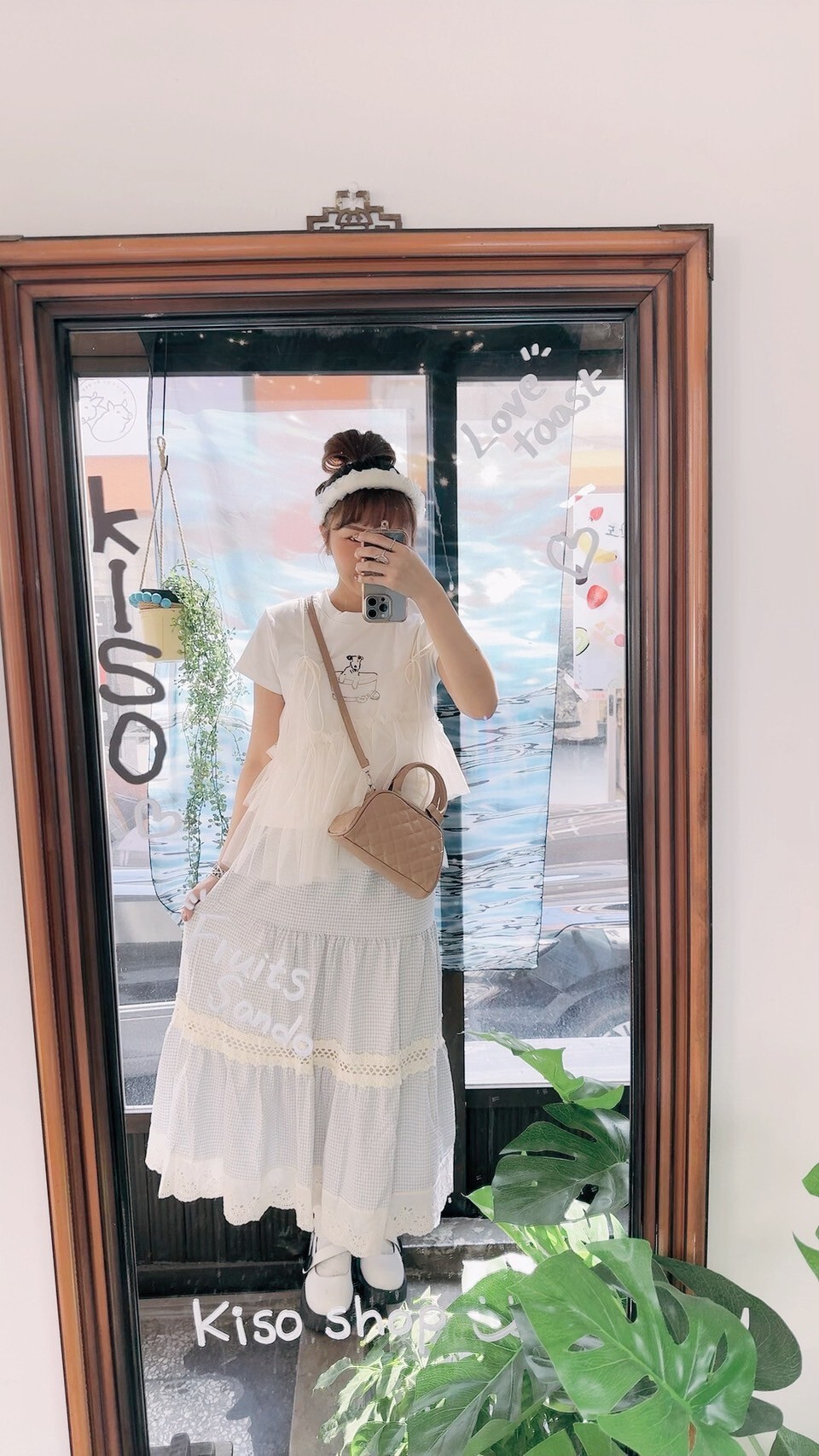 LINE_ALBUM_202548 _5_250409_11