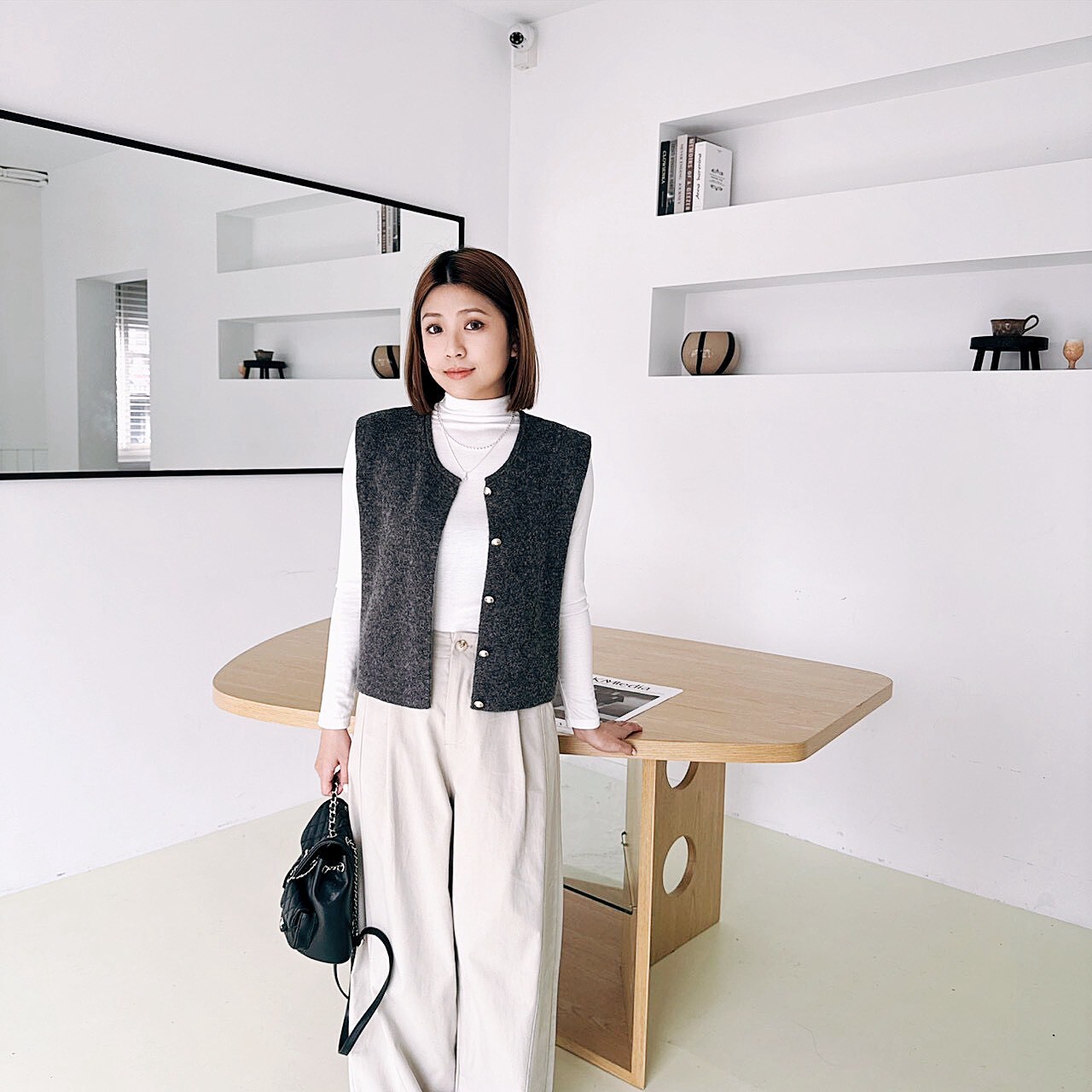 LINE_ALBUM_6_251109_16