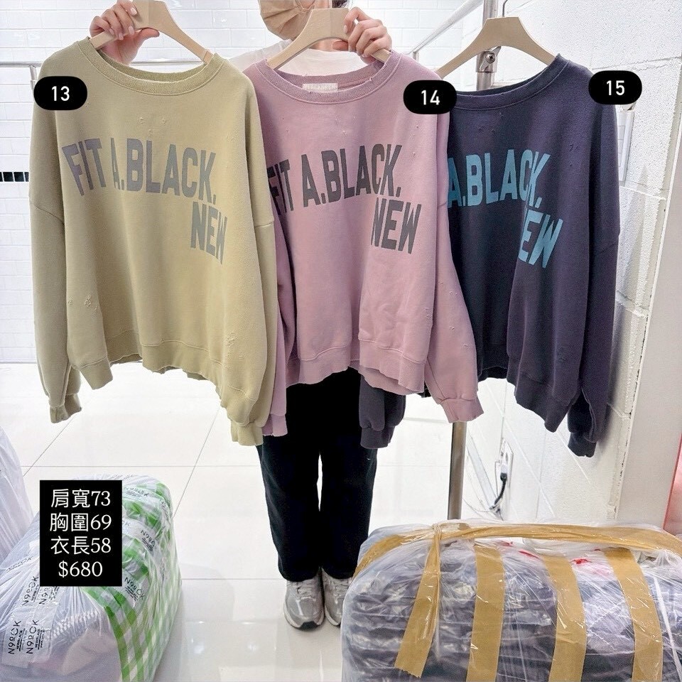 LINE_ALBUM_20251125_251125_52