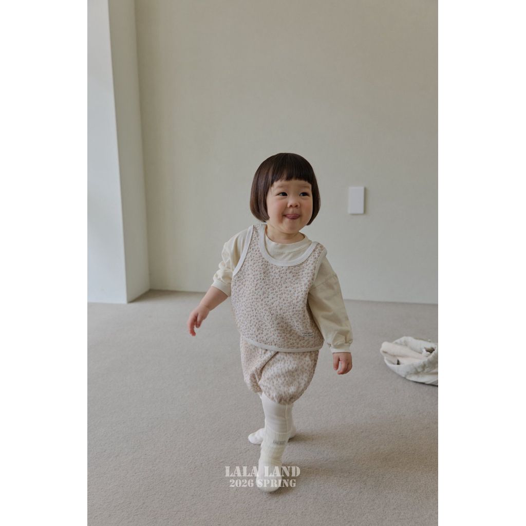 tw-11134207-820li-mlujpu4s2e4l71