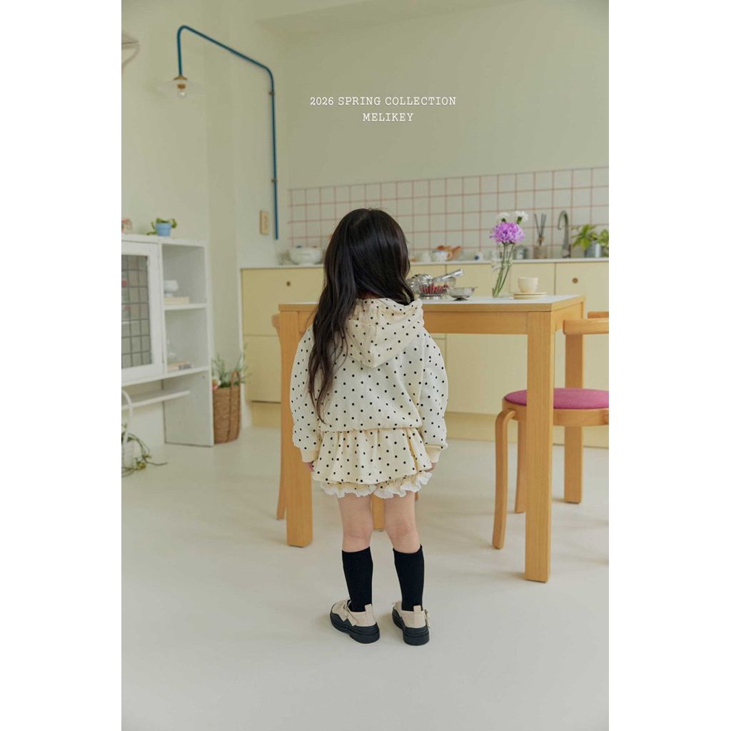 tw-11134207-820le-mm20t8t00xzj3c