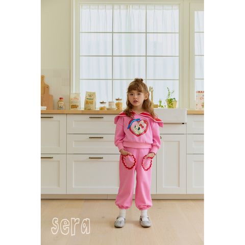 tw-11134207-7rase-m0l8rne4k5ar33