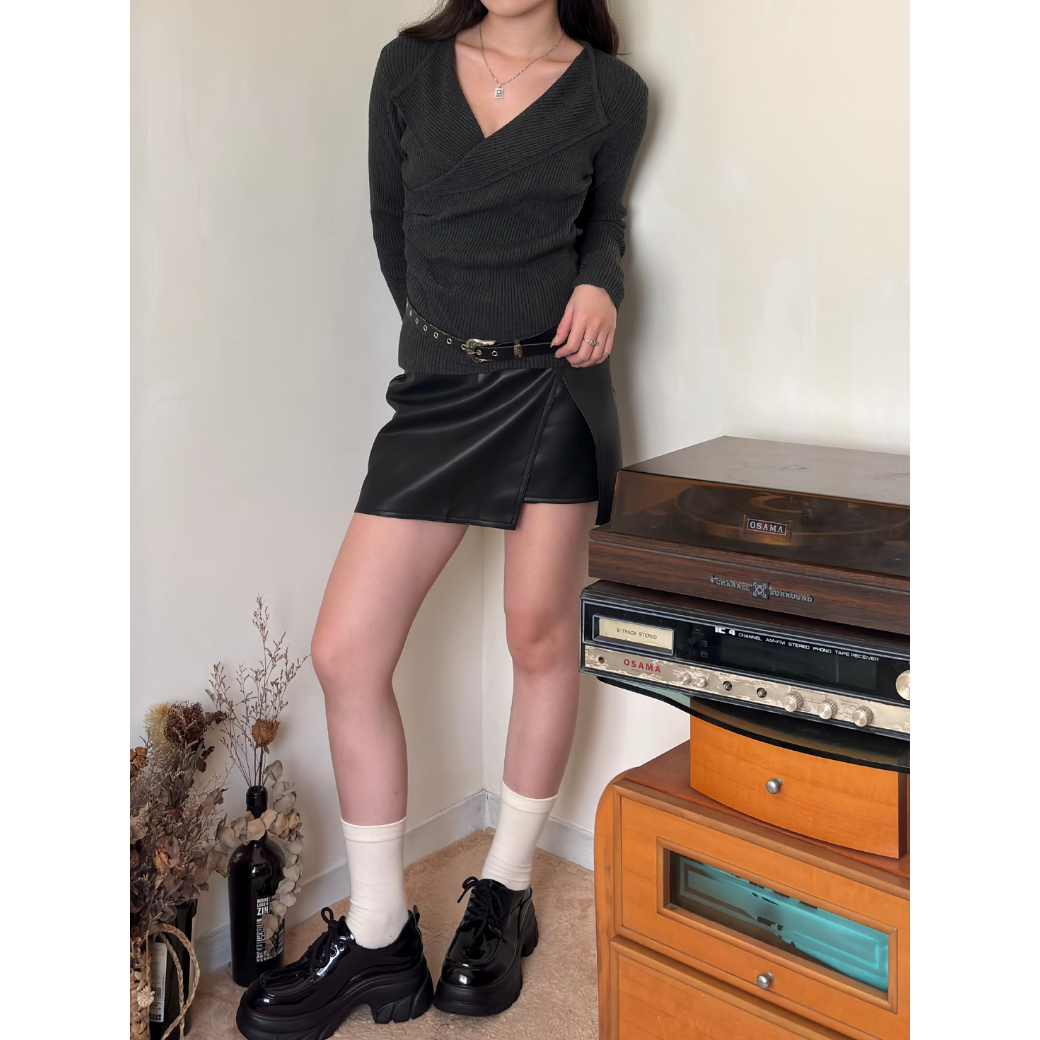 酷辣黑皮裙5