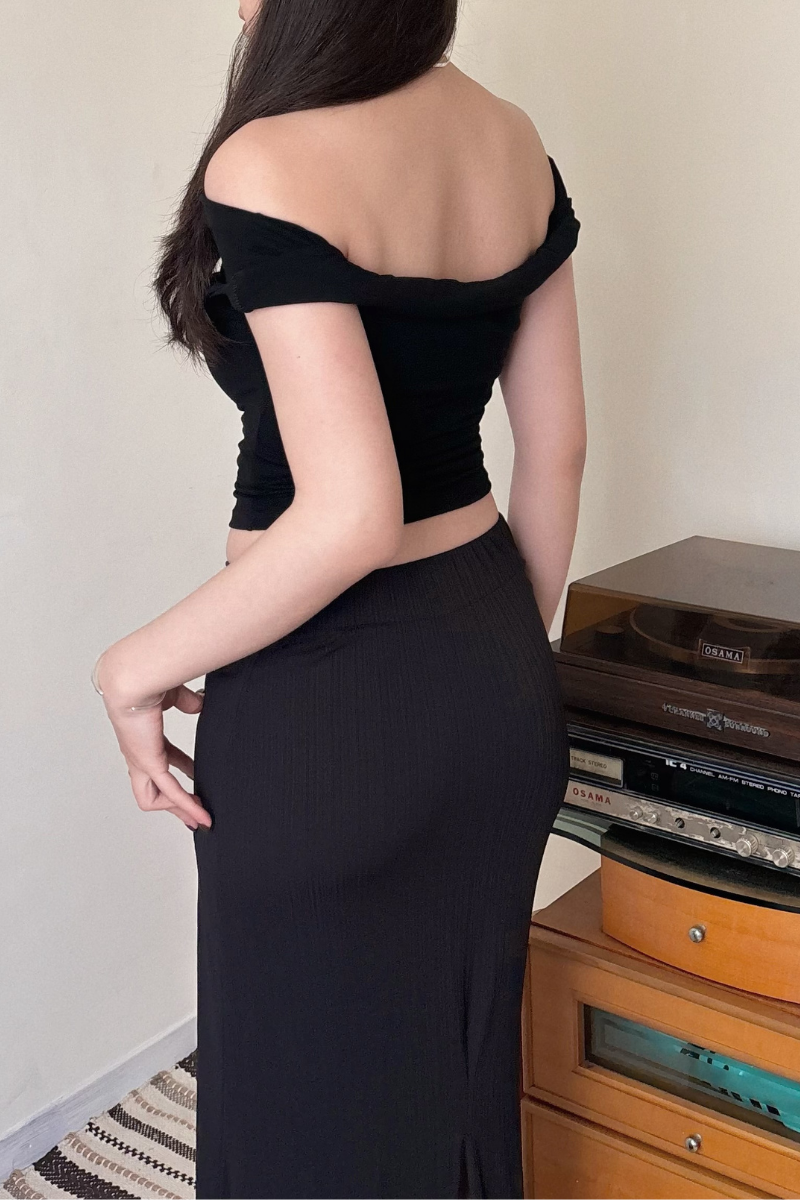 扭結褶皺感一字領Bra Top_7_800x1200