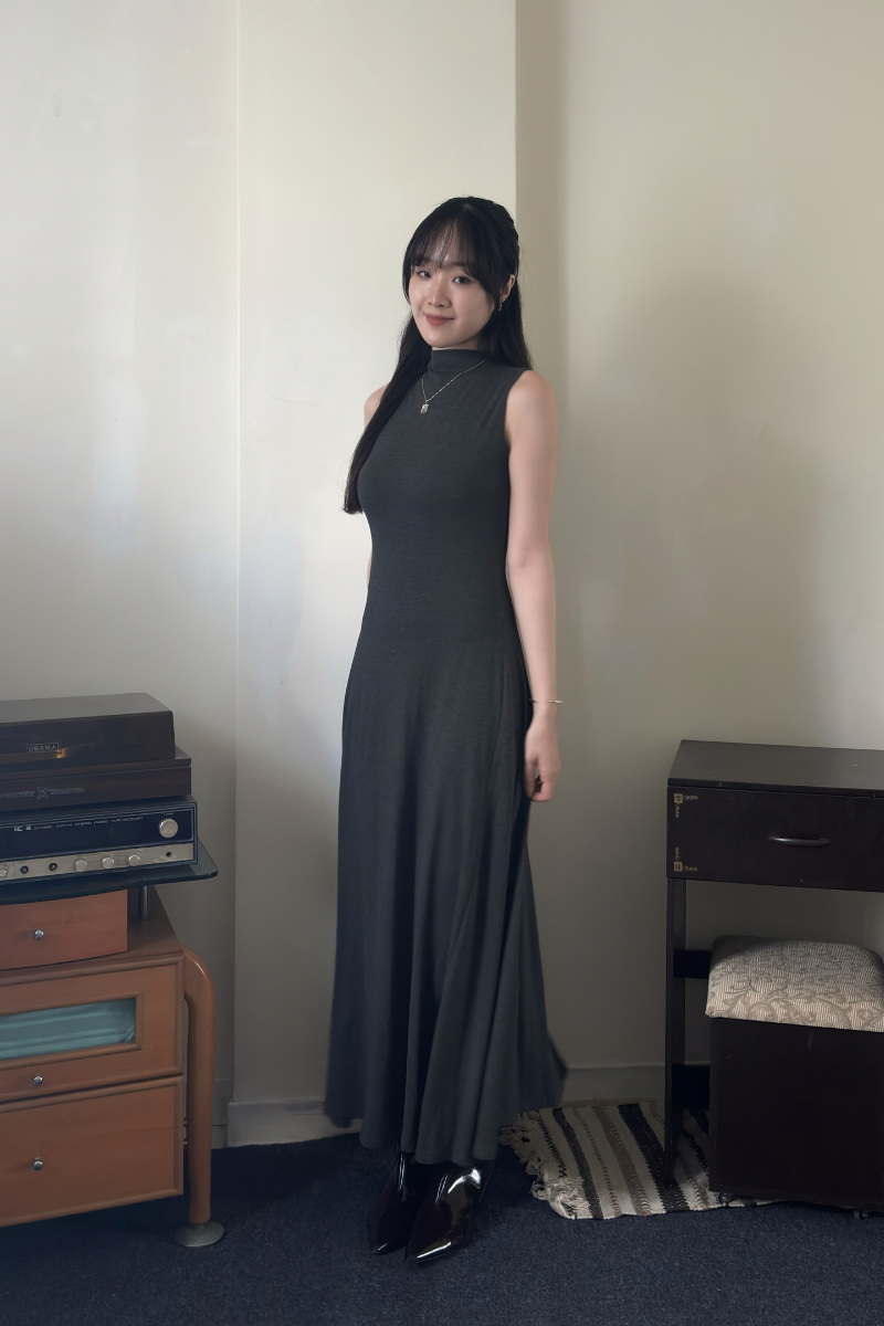 半領針織洋裝_深灰_4
