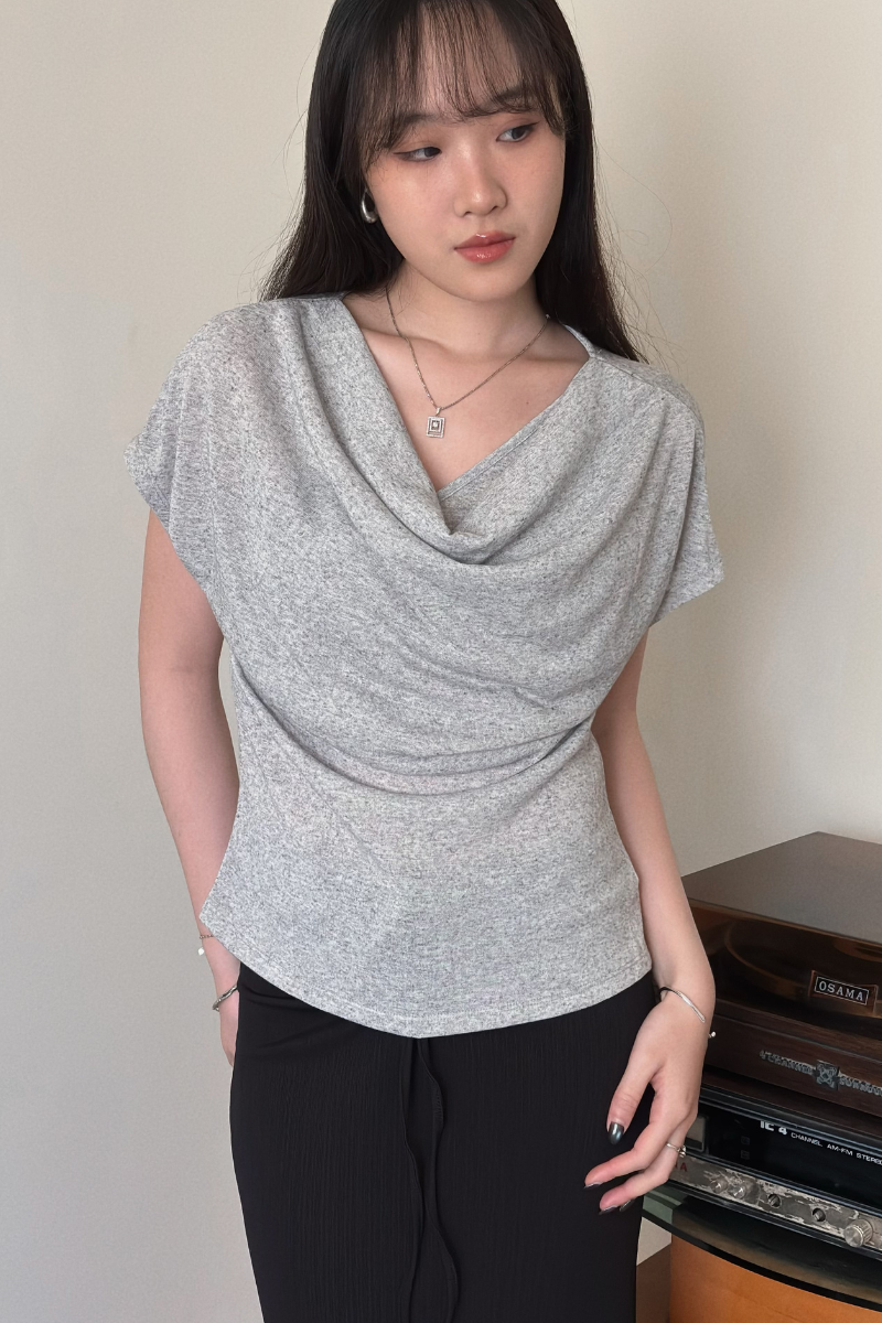 盪領附皮帶上衣_4_800x1200