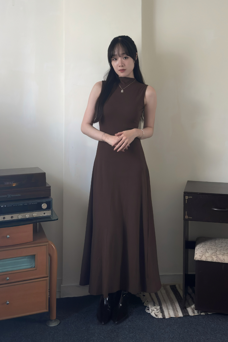 半領針織洋裝_咖_1