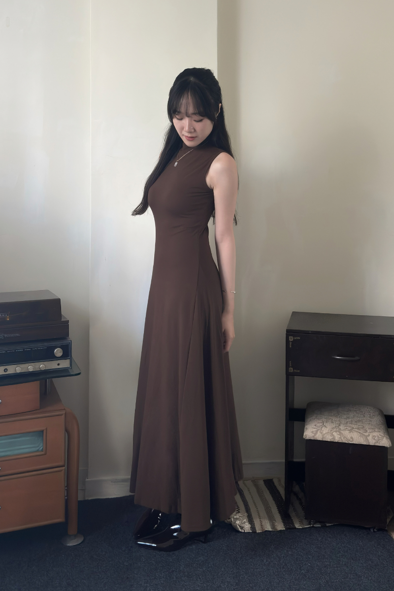 半領針織洋裝_咖_2