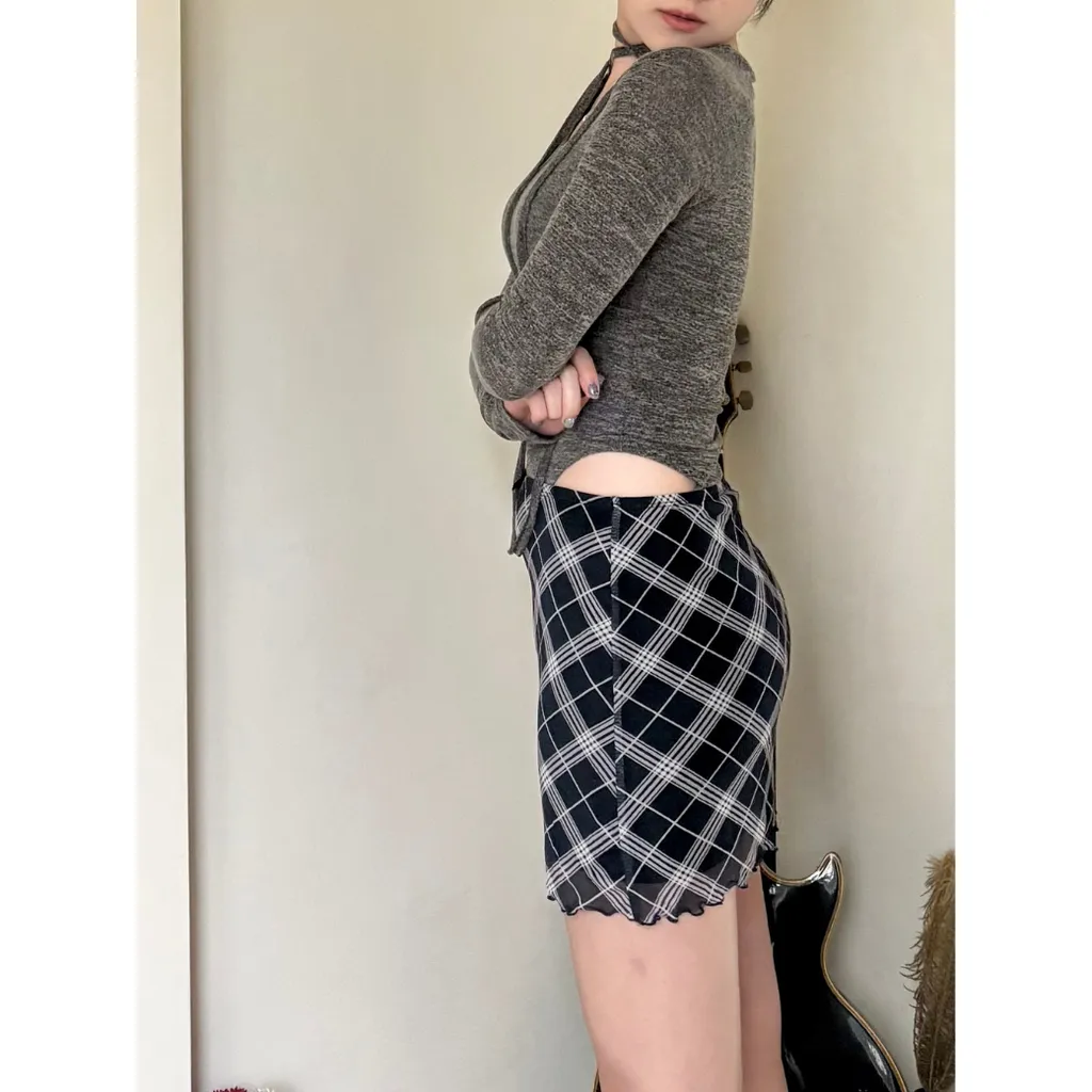 22