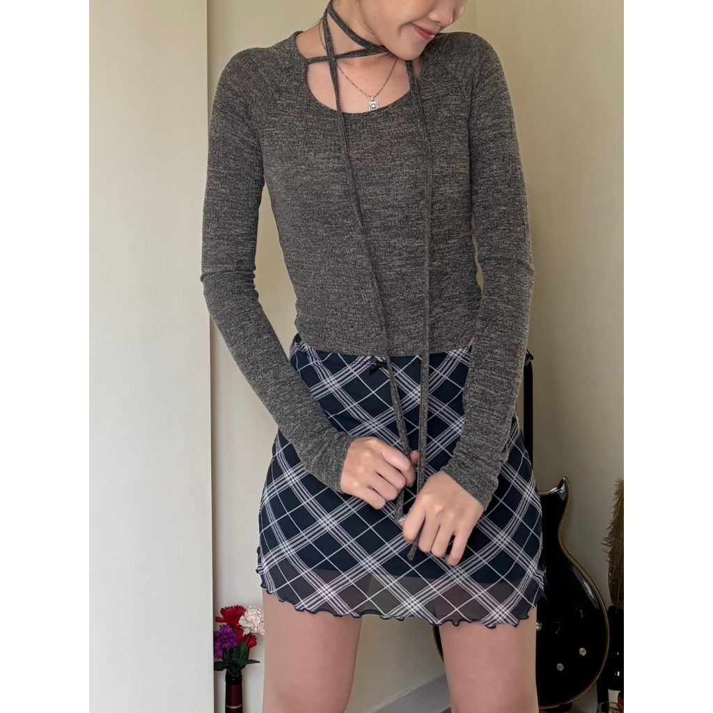 23