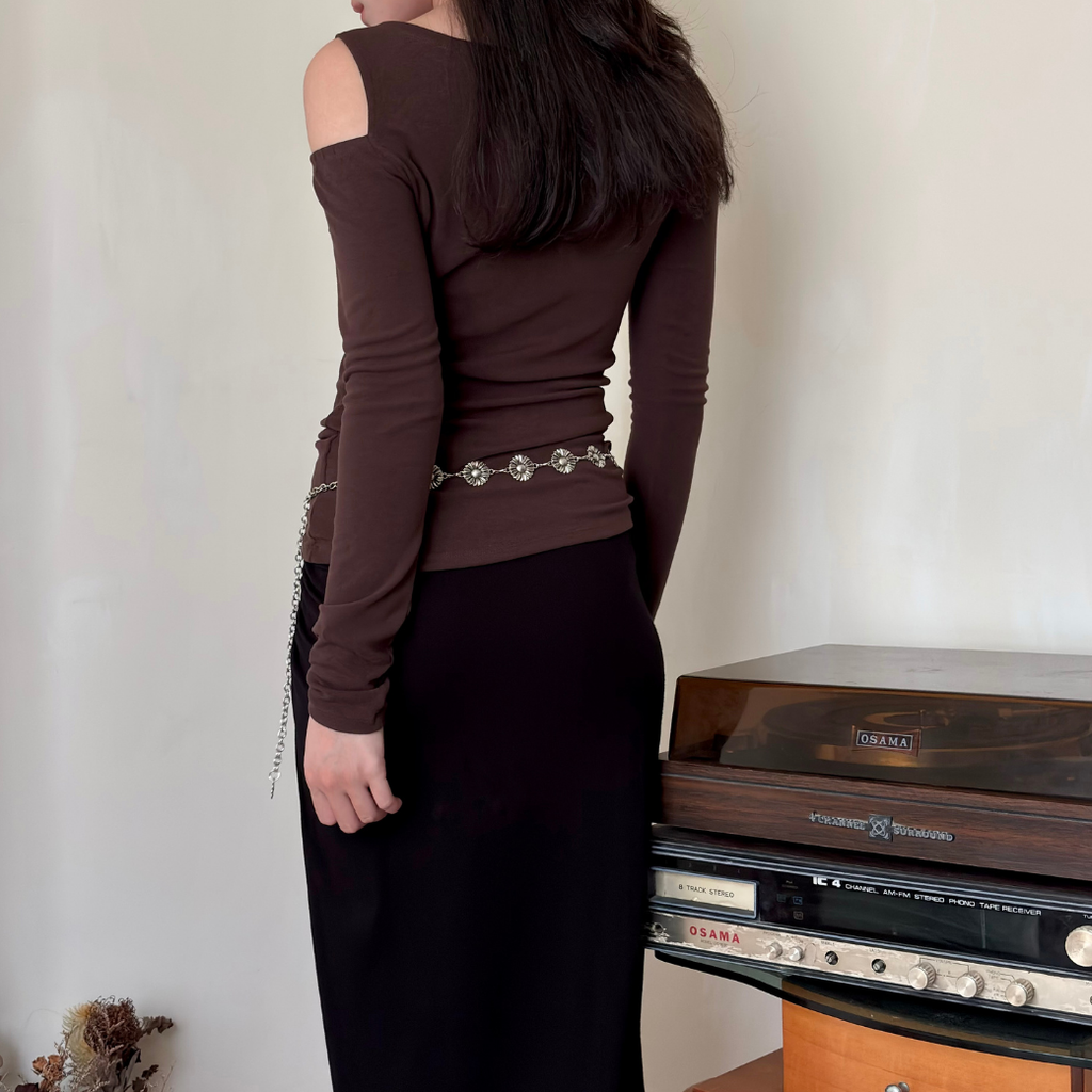 斜肩扭結上衣_4