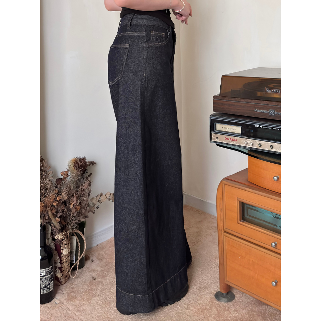 寬版A字牛仔褲_4
