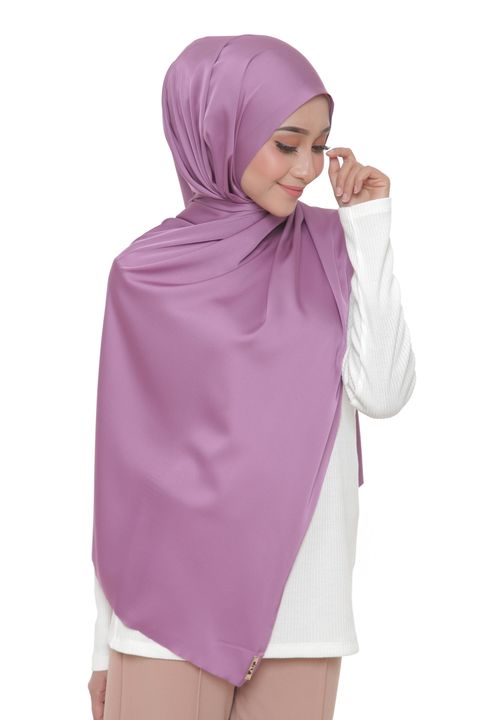 8.12.18 FLIPYOURSHAWL - HANIF12933