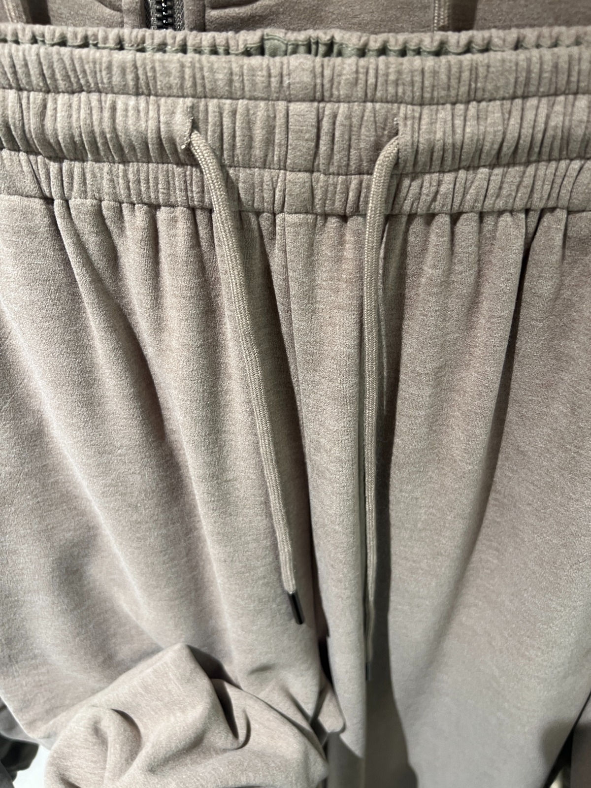 272005312b763bb19f722ec2c2e8d60e