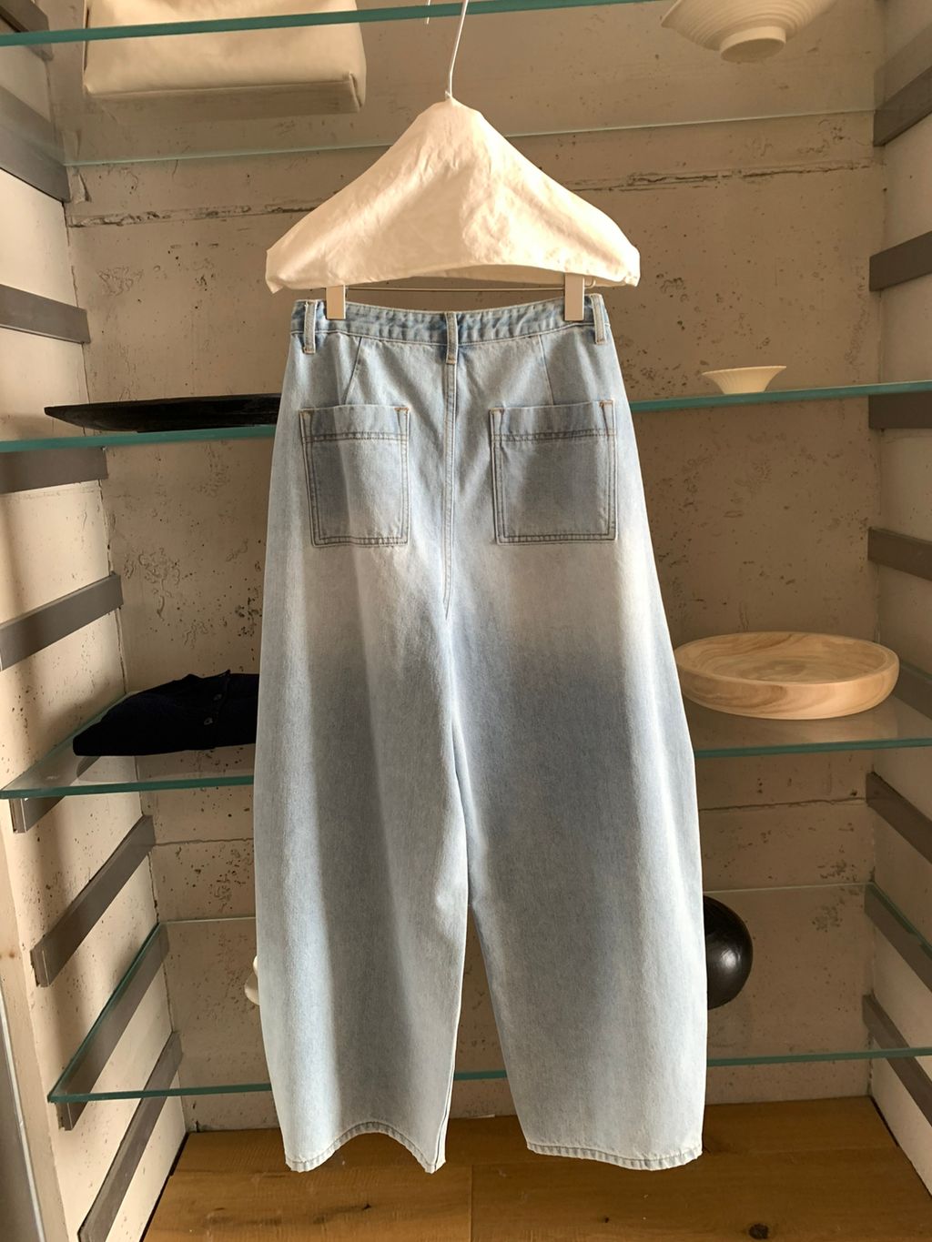 5e888b091f6839247384bda2d3f4833b