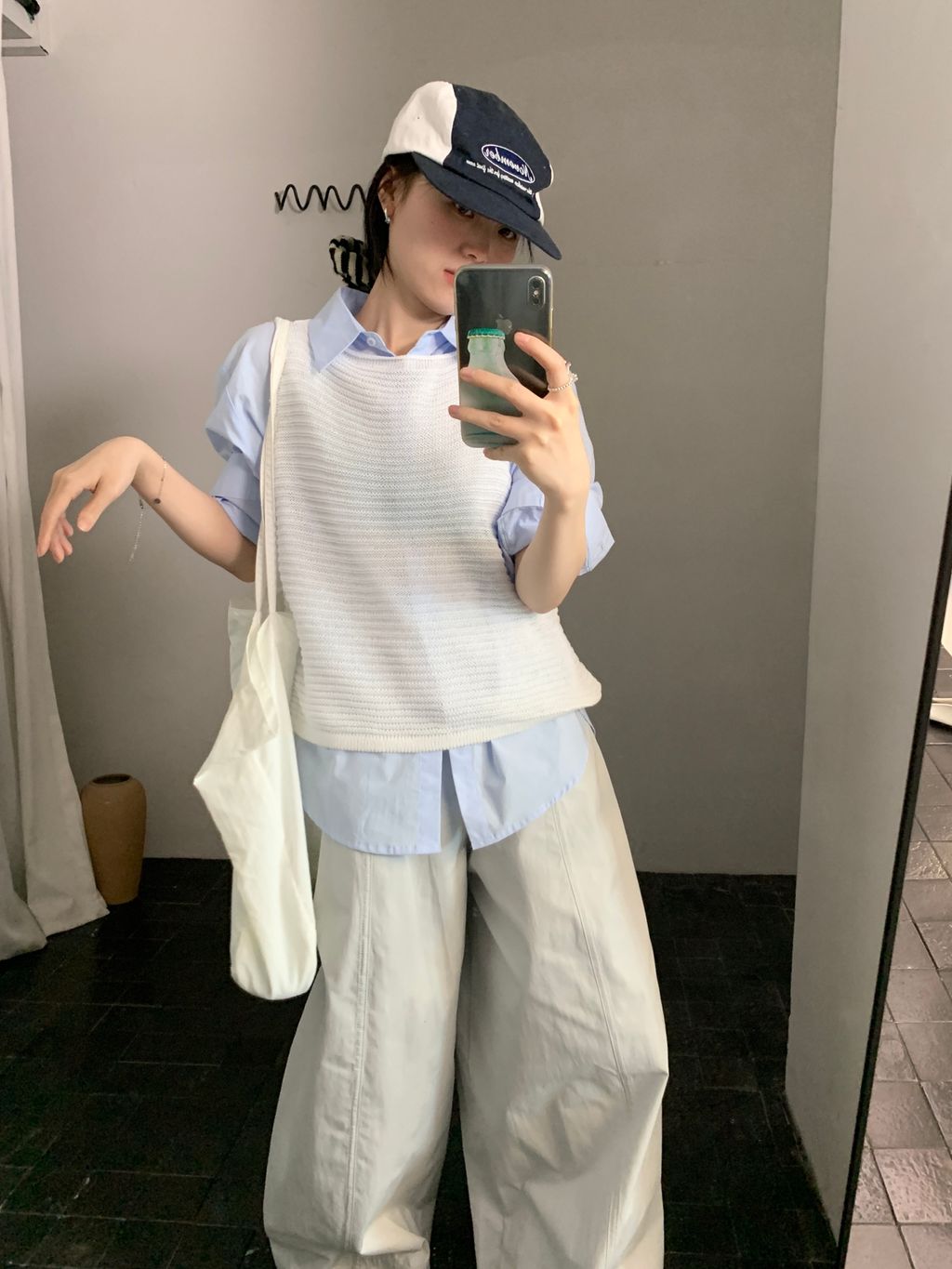 ba272b8d896772249d594cbcd1a83f99