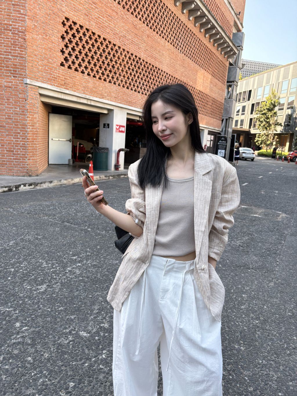 18efd5ff680fc60a041558a5459349fb