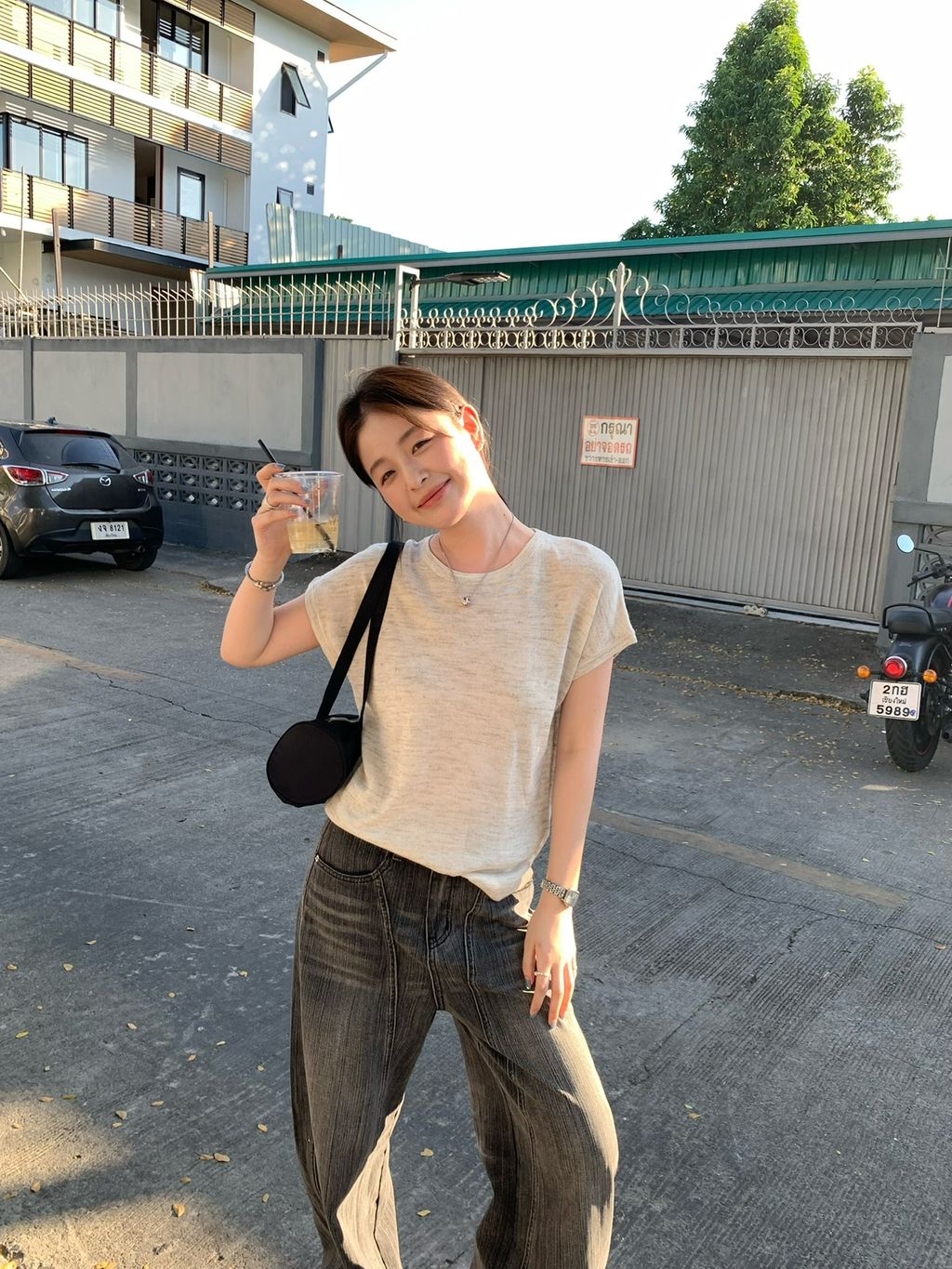 e1380261a8d58fa5c87fad6c1bef0c9a