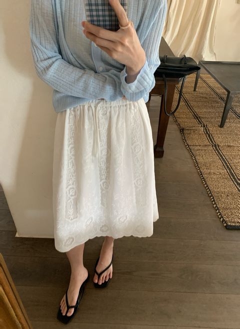 95dbbbdfc228576393d997f3a14ffa62