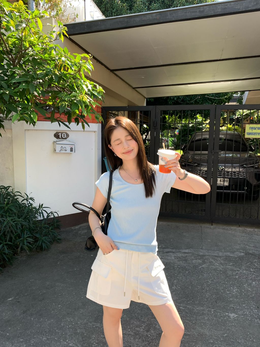 4208b8a09e7f5f4ef15497e4f1f1c793