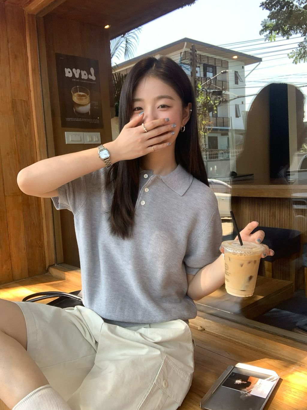 bd2d2b3caec96fbd9bdbf73e4f46a17e