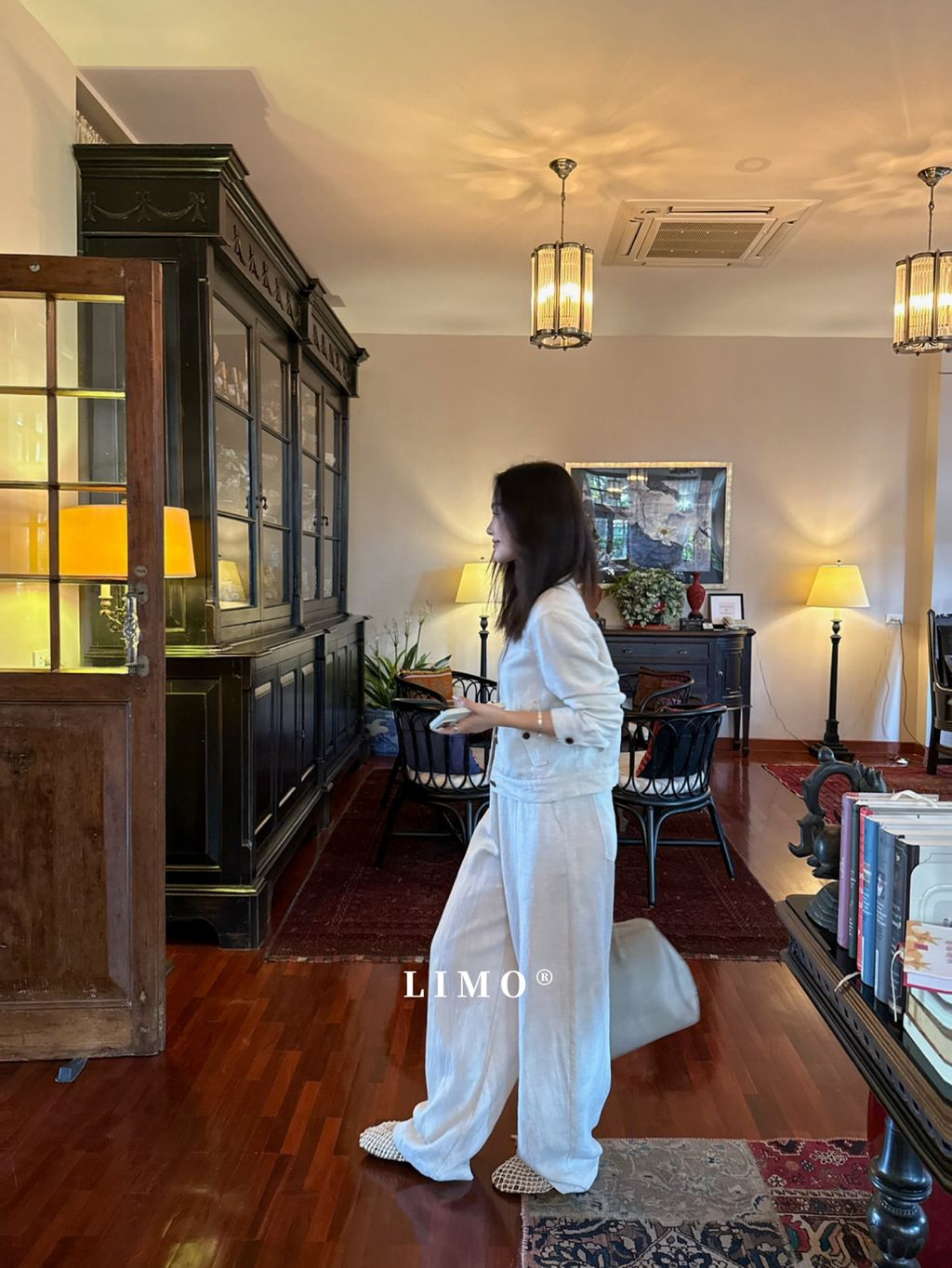 4ec71b7cd3d5c264e54ffa49ffc961ee