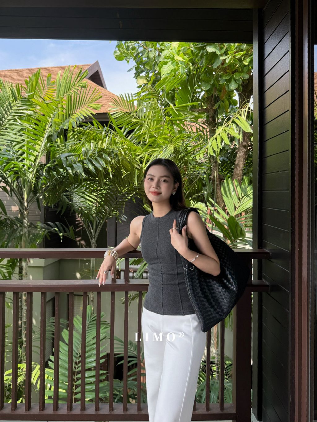 f5194667323fc778d94d1c6ed1f7d899