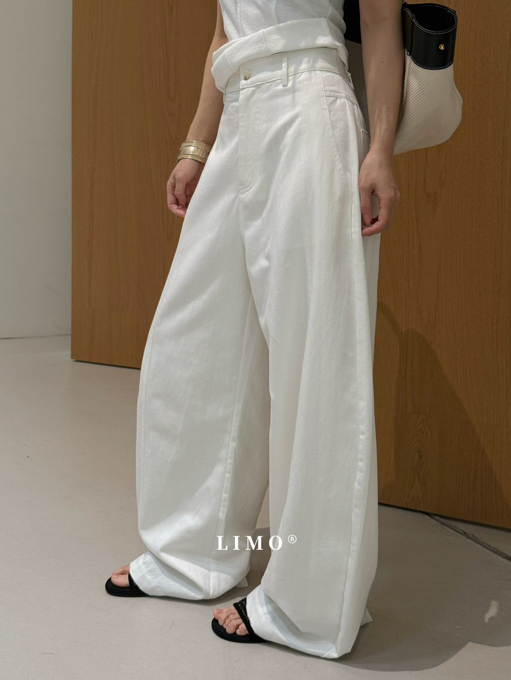 229df28ec1c94c3009e6fd4f801df3b1