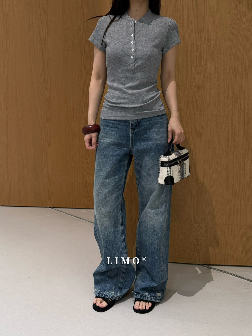 932203dda8b598418af7b38d2f5683e2