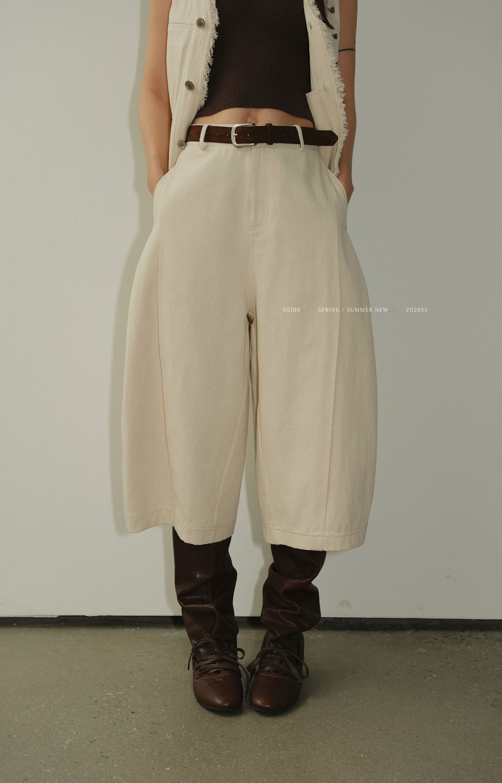 09b5689a1a8d78a8ac78756b68e93237