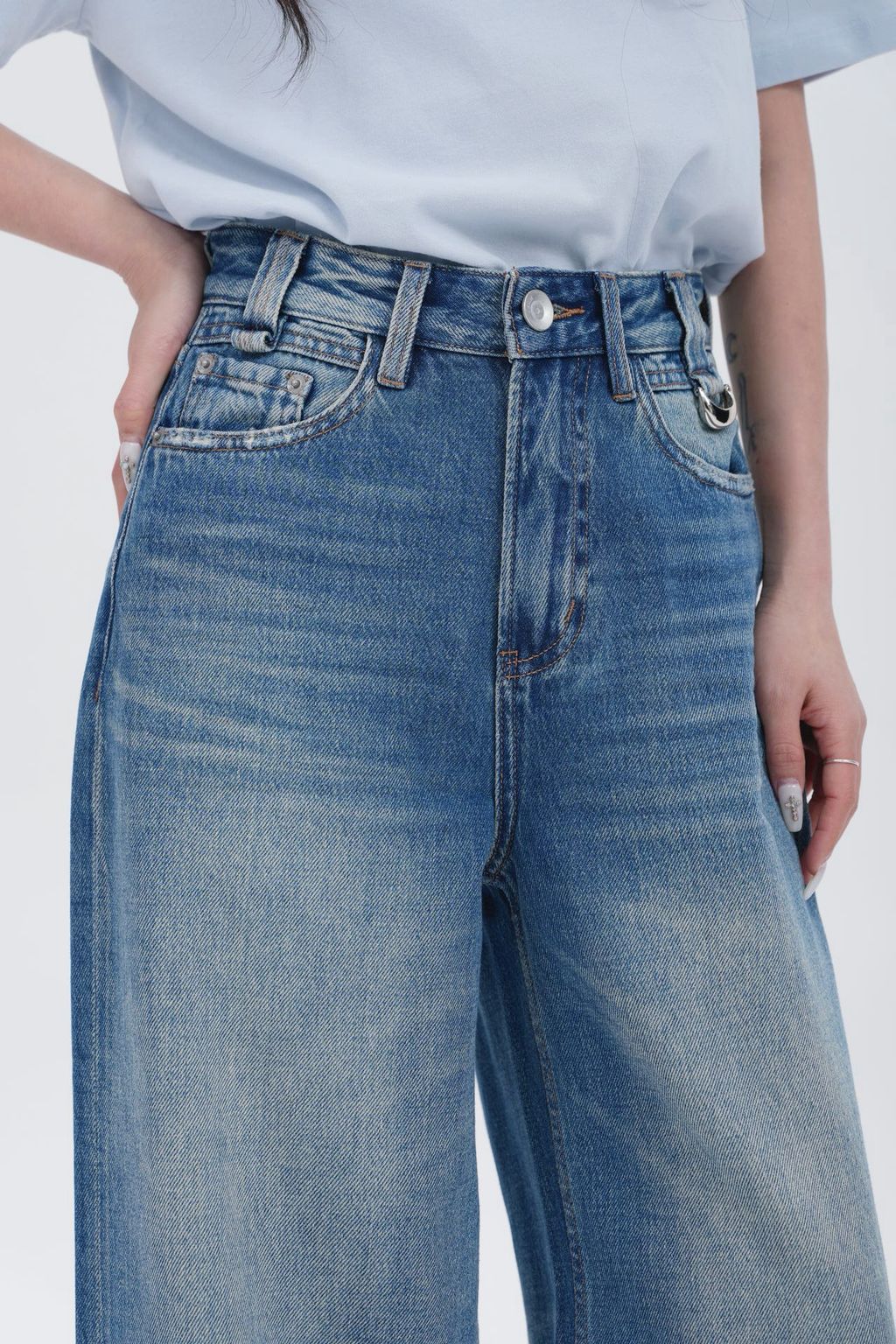 b898368e4228237f74de5cf151fee4ec