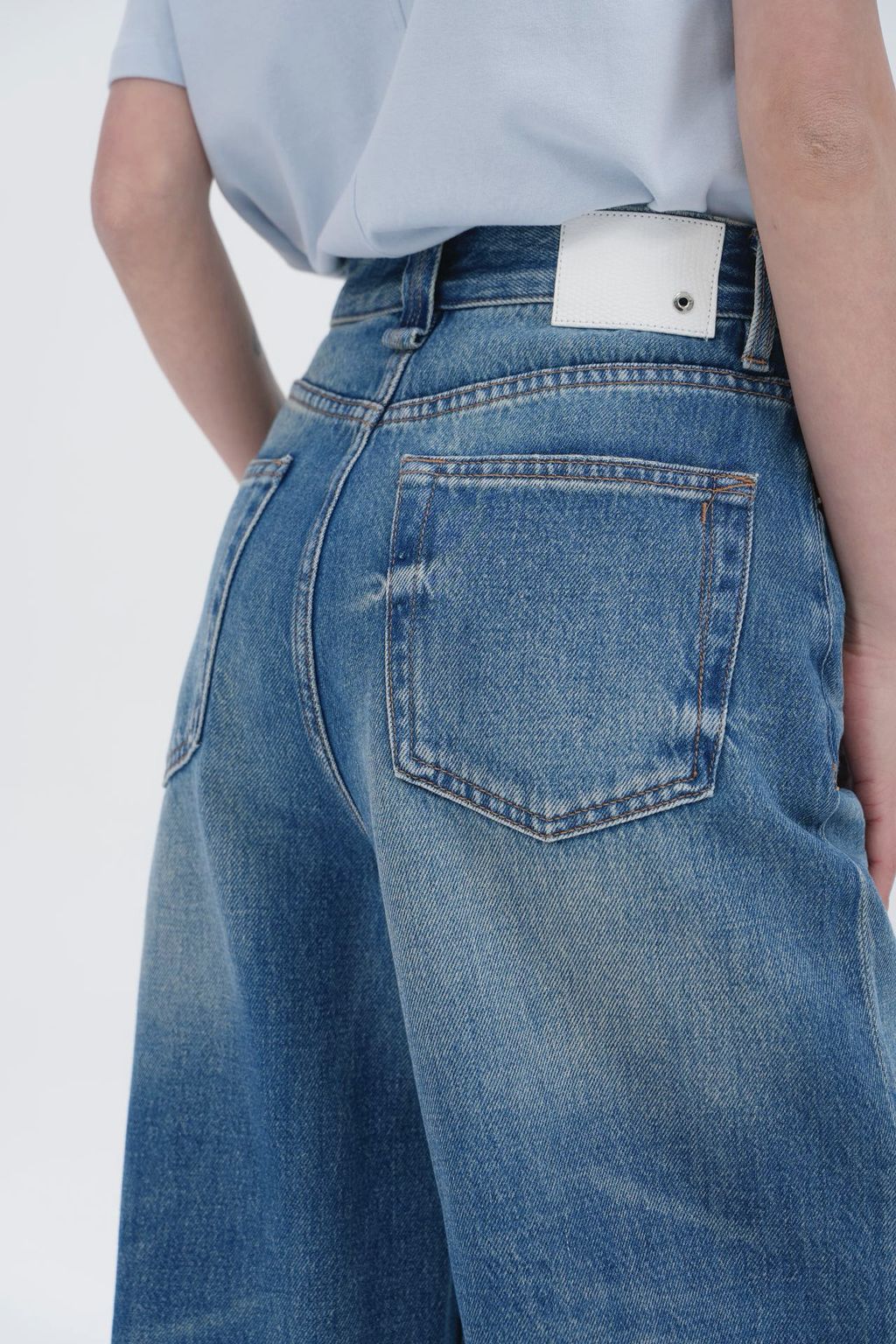 e79c258f8753c1d29ab42aa012631033